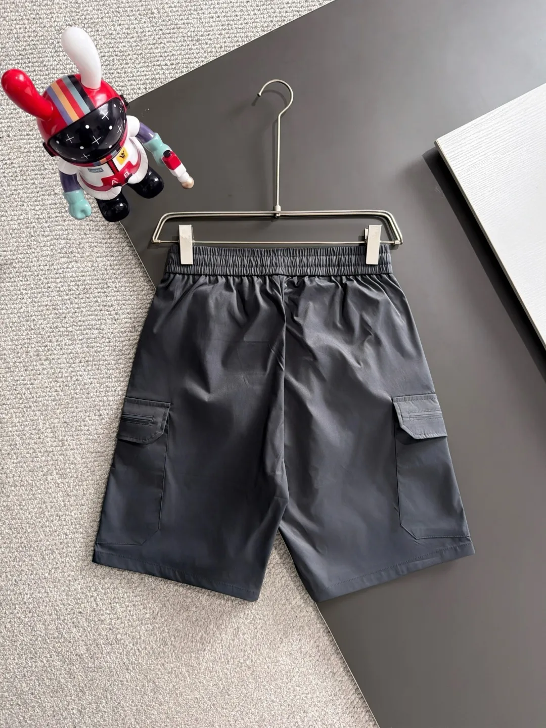 Next day shipping Premium goods LP 2041 Spring/Summer New Arrival elastic band casual shorts, counter-customized fabric Breathable, high comfort, impeccable details, brand element design concept, reflecting high quality. It feels delicate and soft! It presents a casual cut and the upper body shape is great! Sizes:S-3XL